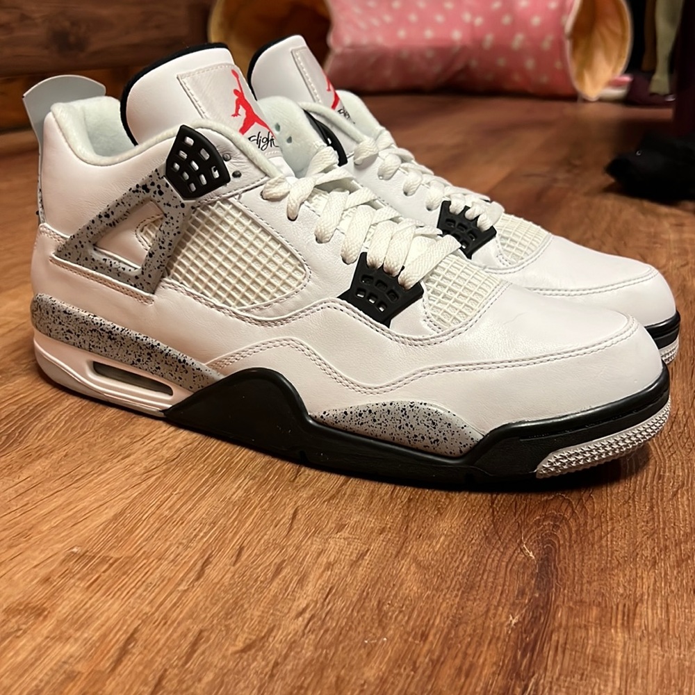 Retro Jordan 4 Cement White Size 13